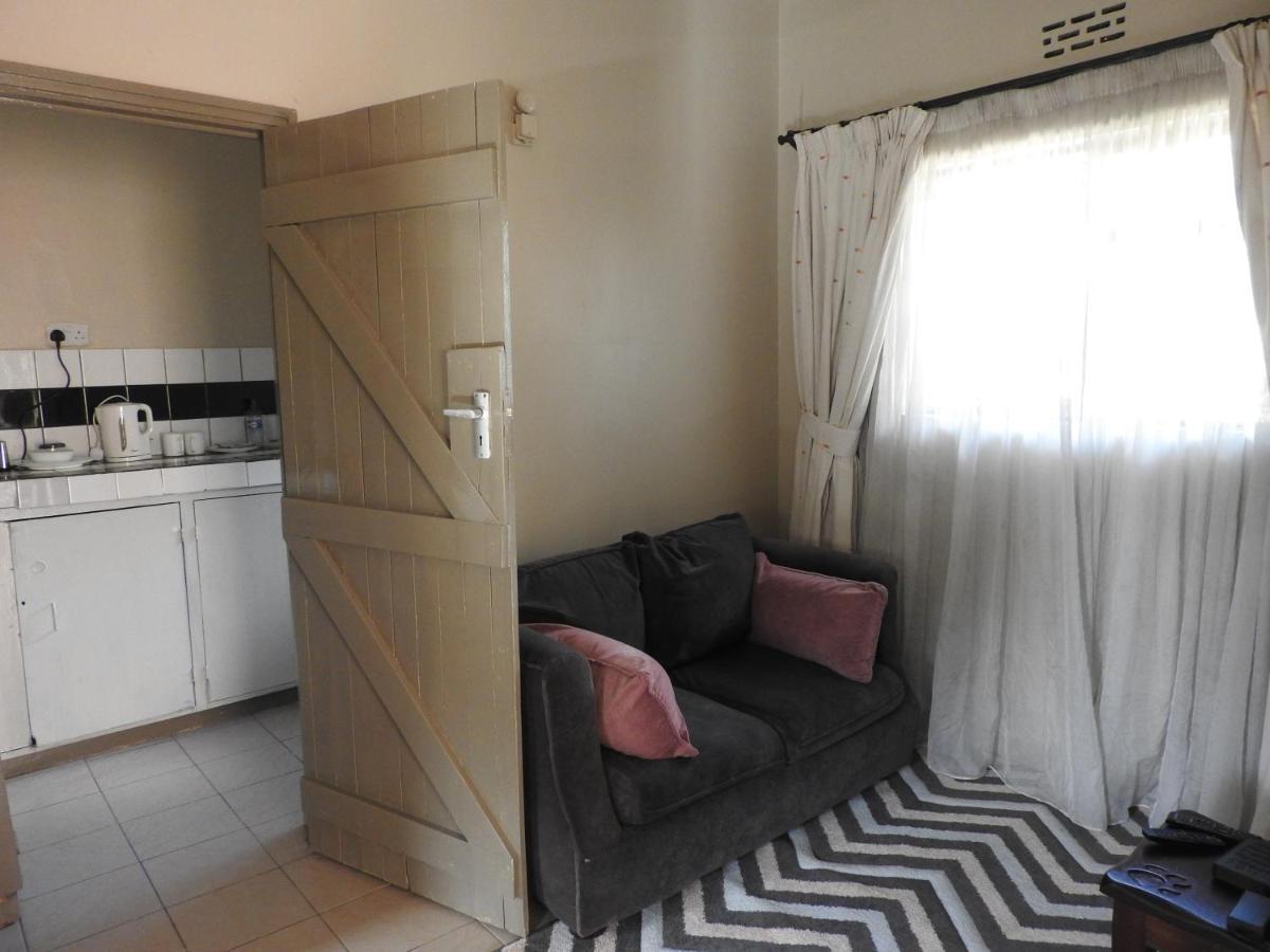 Magnolia Pine Bed & Breakfast Nairobi Exterior foto
